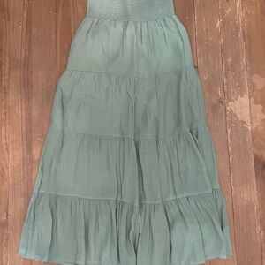 Elegant Green Tiered Skirt